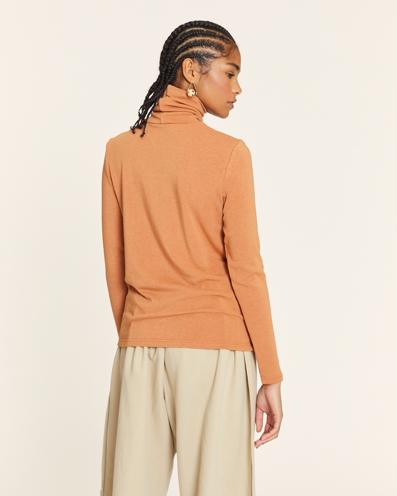 Top Punto Cuello Cisne Toffe by Pepa Loves - Imagen 4