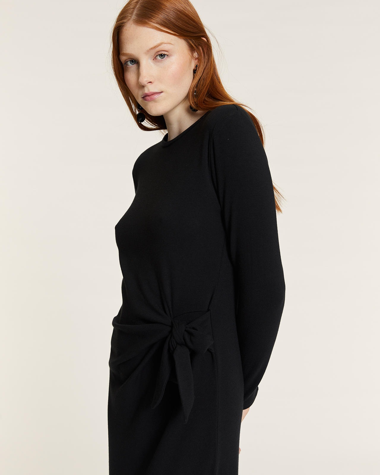 Vestido Anudado de Punto Negro by Pepa Loves