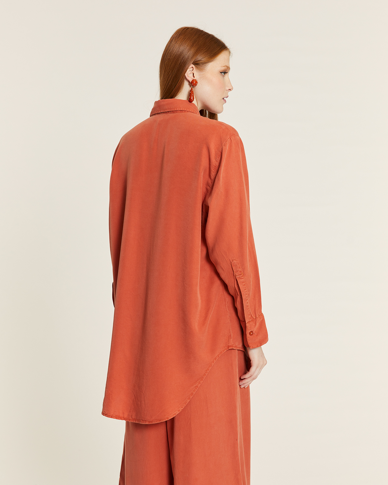 Camisa Larga Tencel Toffe by Pepa Loves - Imagen 4