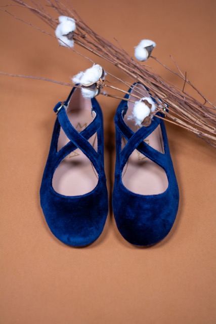 Zapato Mieko Terciopelo Marino by Miuxa - Imagen 2