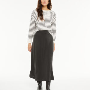 Falda Julianne Evasé Negra by System Action