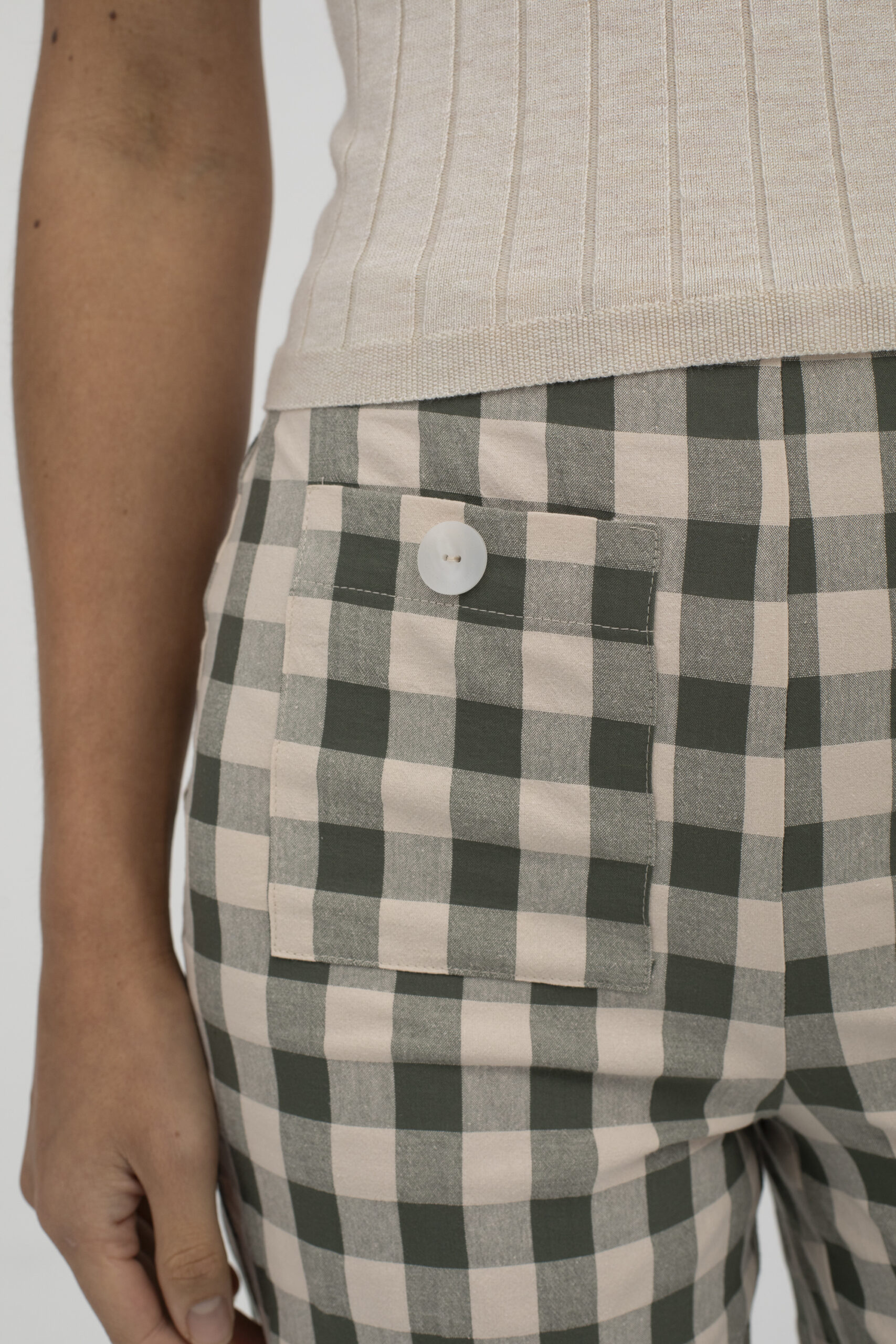 Pantalón Malasaña Verde Oscuro by Mus & Bombon - Imagen 2