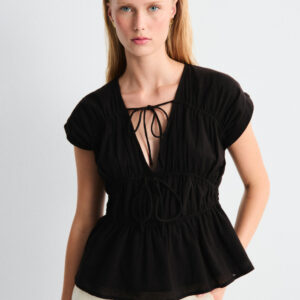 Top Greta Negro by Mus & Bombon