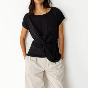 Camiseta Alaine-Gots Negro by SKFK