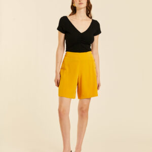 Shorts Botones Amarillo by Pepa Loves