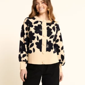 Rebeca Floral Beige by Pepa Loves